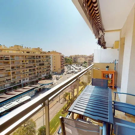 Spacieux 2p Climatise Avec Terrasses Et Garage, Proche Centre De Et Plages - Fr-1-196-332 מנטון