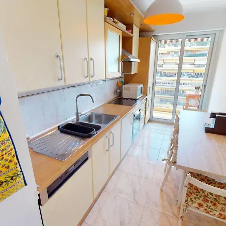 Lägenhet Spacieux 2p Climatise Avec Terrasses Et Garage, Proche Centre De Et Plages - Fr-1-196-332