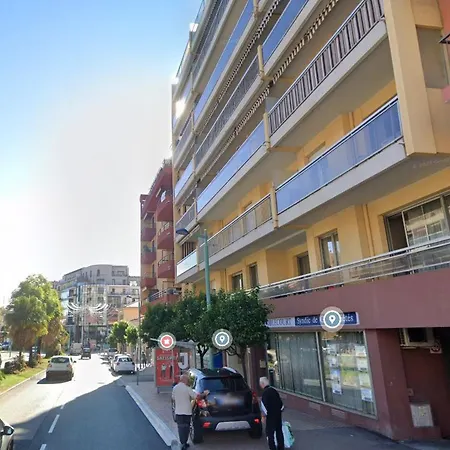 Spacieux 2p Climatise Avec Terrasses Et Garage, Proche Centre De Et Plages - Fr-1-196-332 Appartement