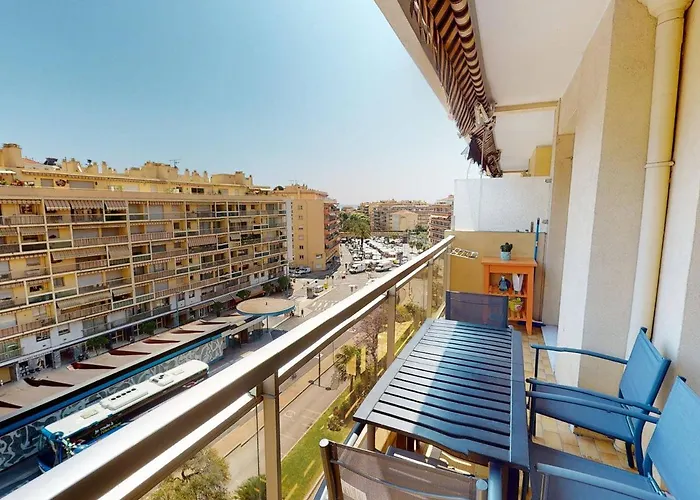 Spacieux 2p Climatise Avec Terrasses Et Garage, Proche Centre De Et Plages - Fr-1-196-332 Menton