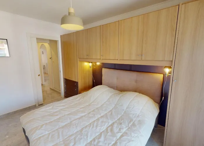 Spacieux 2p Climatise Avec Terrasses Et Garage, Proche Centre De Et Plages - Fr-1-196-332 Apartament