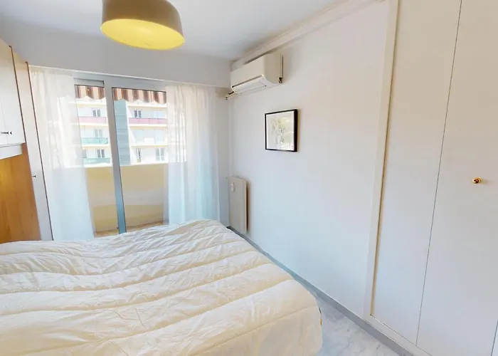 Apartment Spacieux 2p Climatise Avec Terrasses Et Garage, Proche Centre De Et Plages - Fr-1-196-332 *